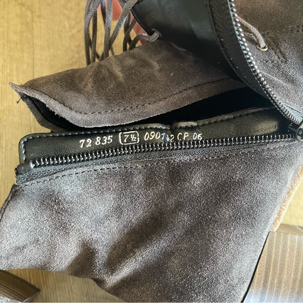 Gabor | Lace-Up Heeled Zip Boots - Picture 10 of 12